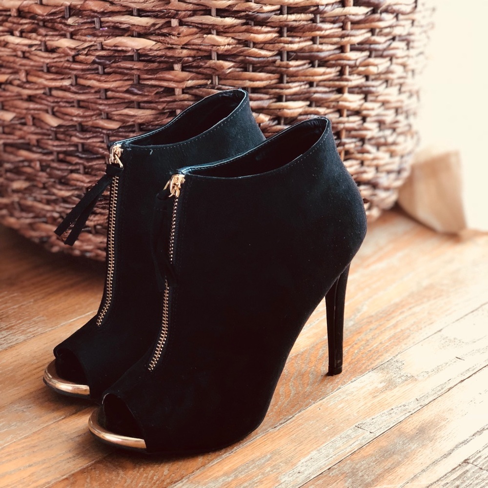 Open toe dress bootie